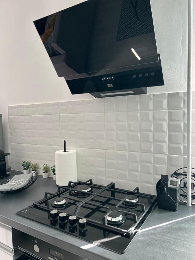 Sophie'S Urban Nest Apartment Miskolc Exterior photo